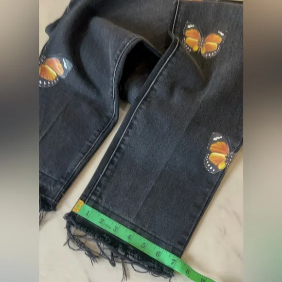 MNML Slim Straight Graphic Butterfly Jeans. - Picture 12 of 14
